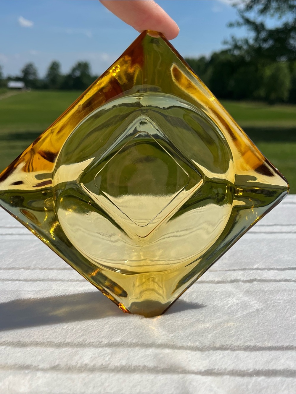 1970’s Anchor Amber Ash Tray - Picture 2 of 5